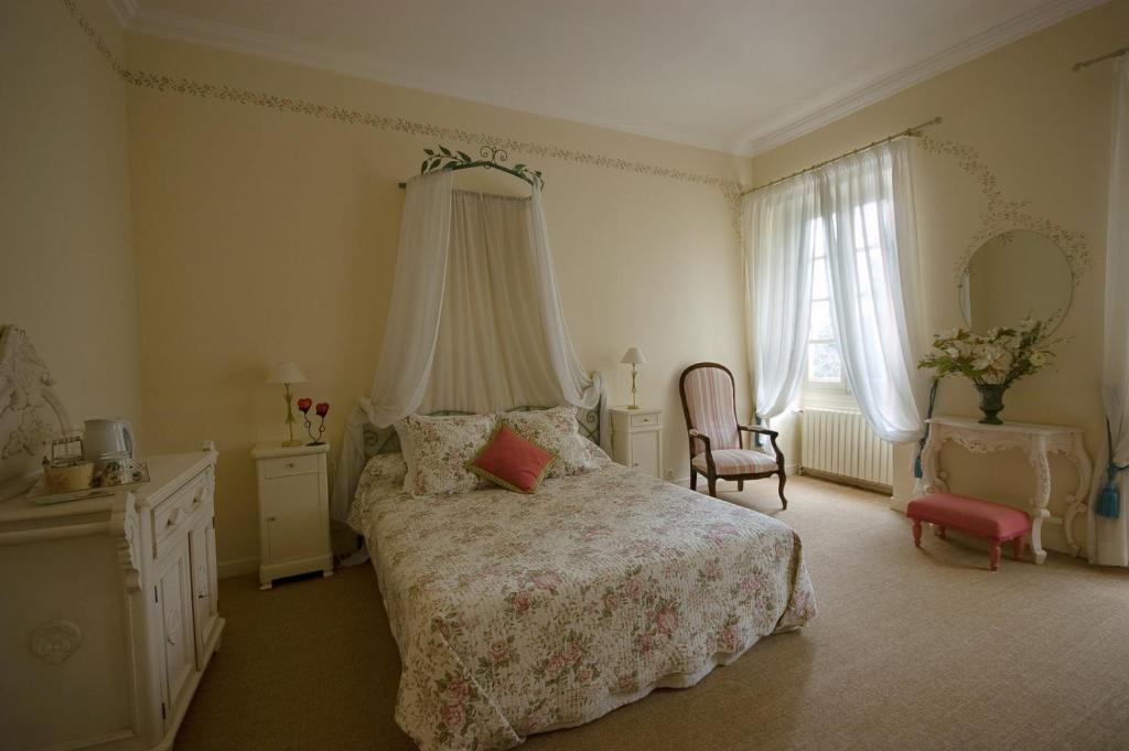 Le Castel Du Mont Boise Hotell Montboucher-sur-Jabron Rum bild