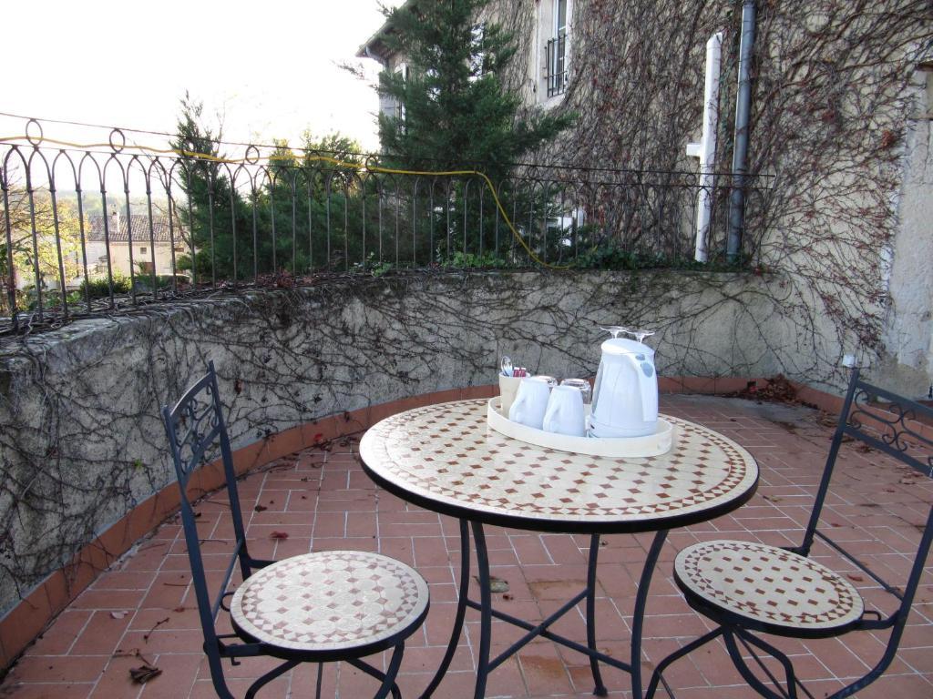 Le Castel Du Mont Boise Hotell Montboucher-sur-Jabron Rum bild
