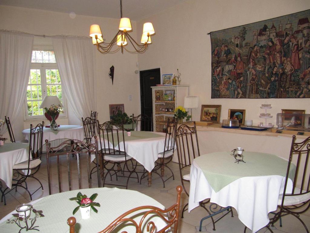 Le Castel Du Mont Boise Hotell Montboucher-sur-Jabron Exteriör bild