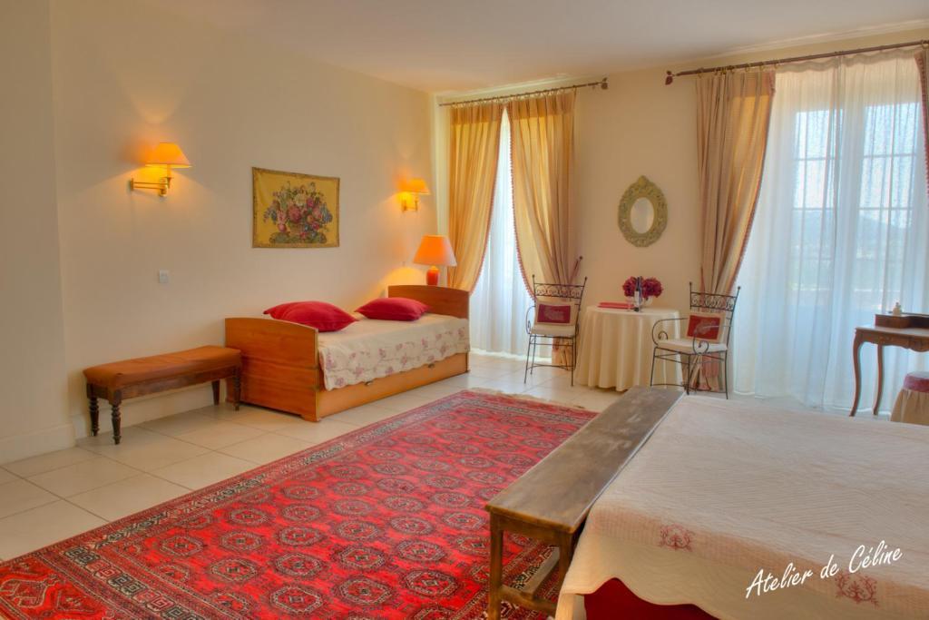 Le Castel Du Mont Boise Hotell Montboucher-sur-Jabron Exteriör bild